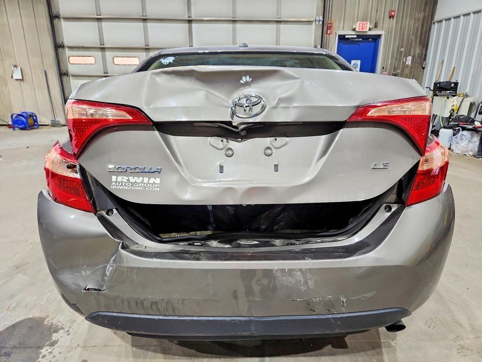 2017 TOYOTA COROLLA LE — Фото 6 из 13