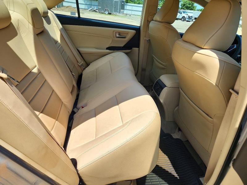 2017 TOYOTA CAMRY XLE — Фото 10 из 12