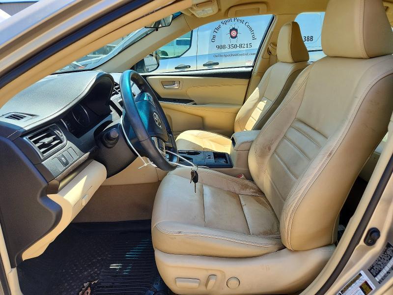 2017 TOYOTA CAMRY XLE — Фото 7 из 12
