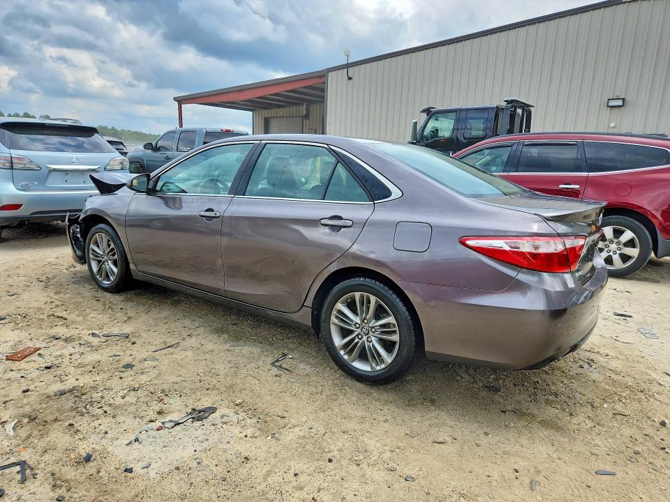 4T1BF1FK4HU726322 2017 TOYOTA CAMRY photo no. 2