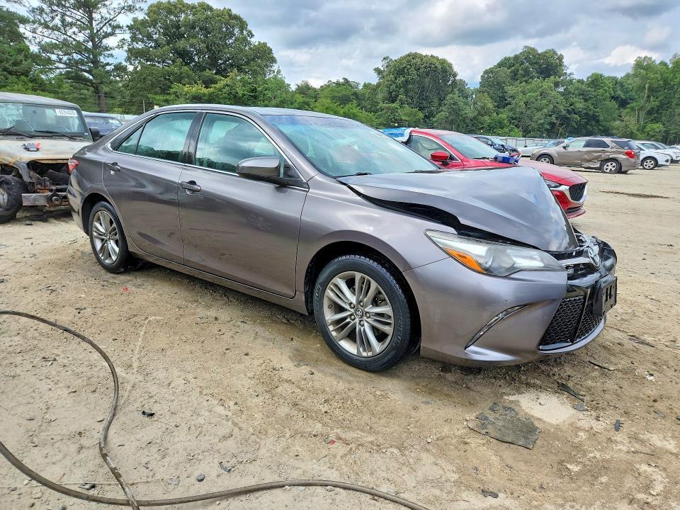 4T1BF1FK4HU726322 2017 TOYOTA CAMRY photo no. 4