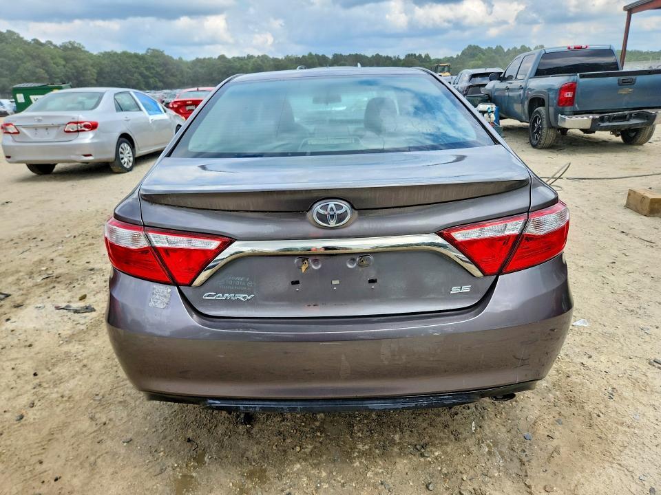 4T1BF1FK4HU726322 2017 TOYOTA CAMRY photo no. 6