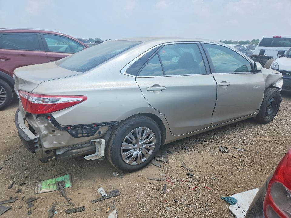 2017 TOYOTA CAMRY LE — Фото 3 из 12