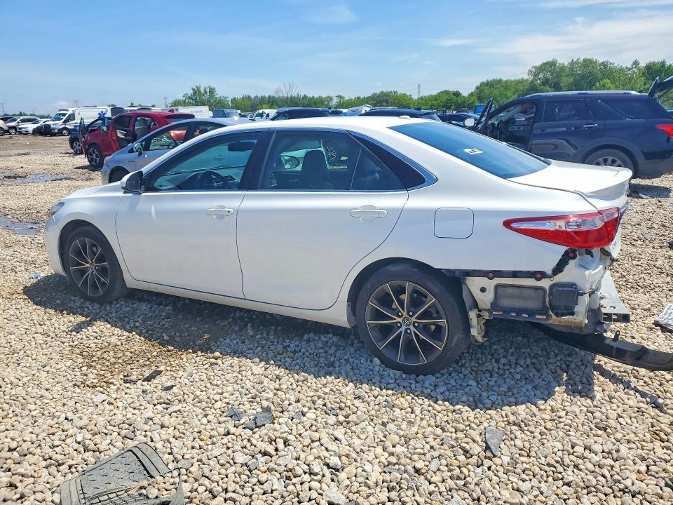 2017 TOYOTA CAMRY XSE — Фото 2 из 13