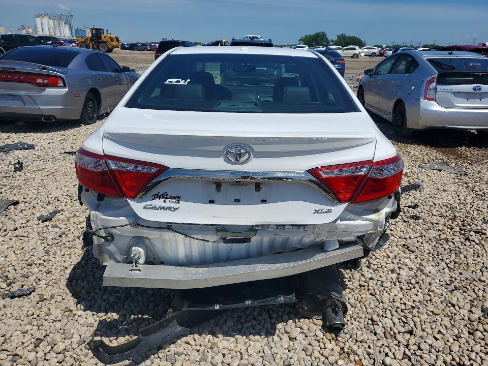 2017 TOYOTA CAMRY XSE — Фото 6 из 13