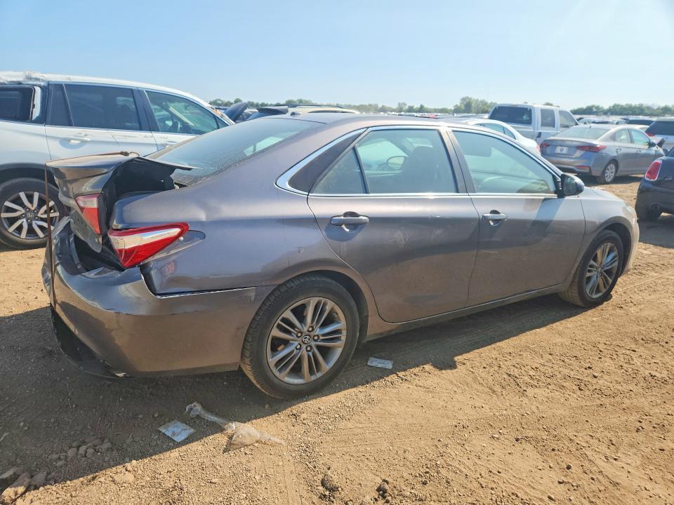 2017 TOYOTA CAMRY SE — Фото 3 из 12