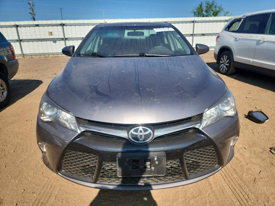 2017 TOYOTA CAMRY SE — Фото 5 из 12