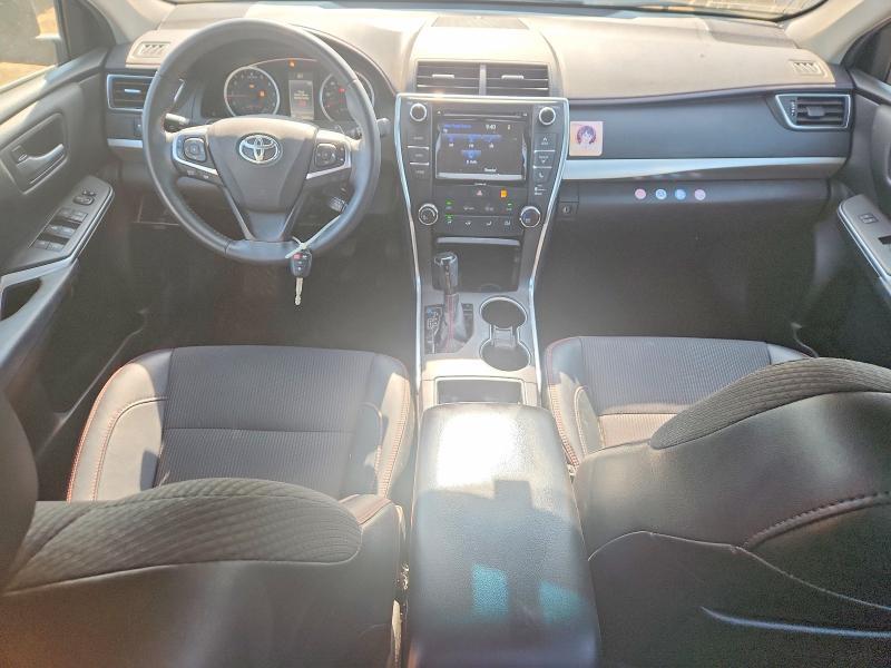 2017 TOYOTA CAMRY SE — Фото 8 из 12