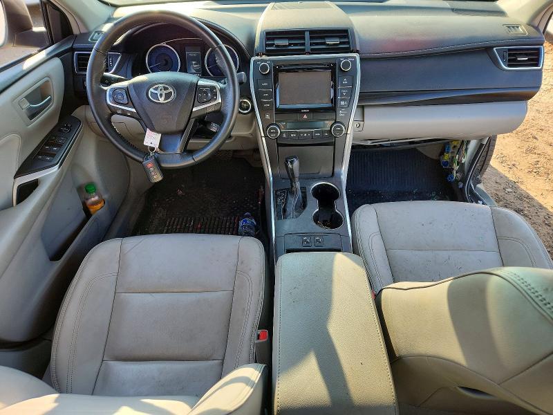 2017 TOYOTA CAMRY XLE — Фото 8 из 12