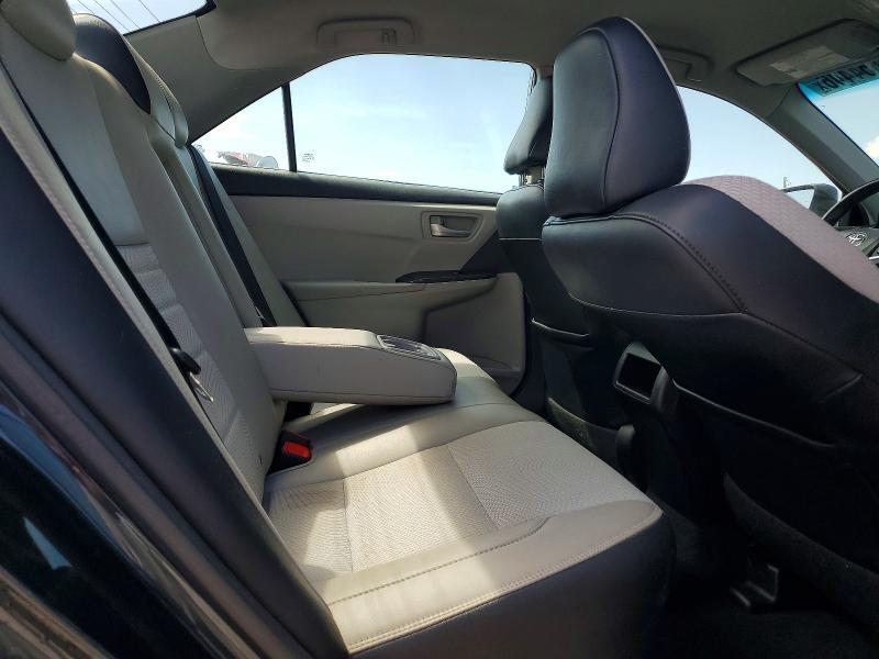 2017 TOYOTA CAMRY SE — Фото 10 из 12