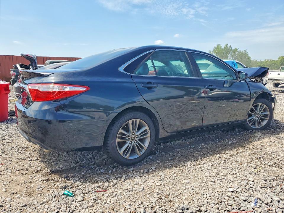 2017 TOYOTA CAMRY SE — Фото 3 из 12