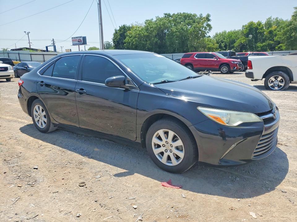 2017 TOYOTA CAMRY LE — Фото 4 из 12