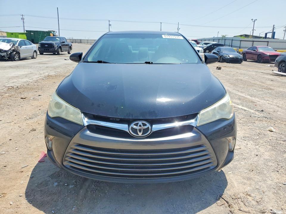 2017 TOYOTA CAMRY LE — Фото 5 из 12