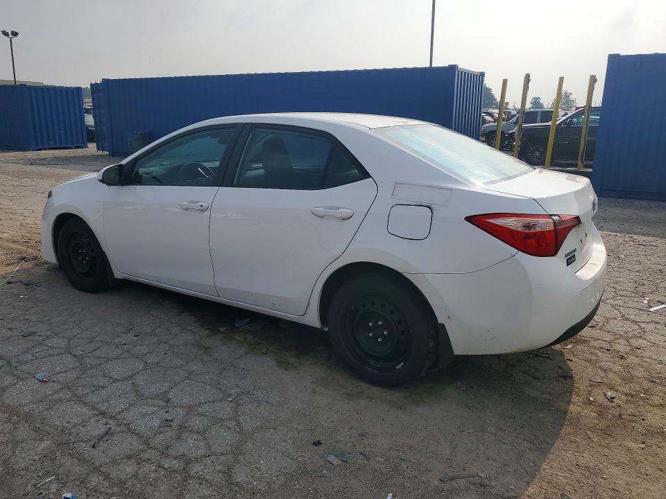 2017 TOYOTA COROLLA LE — Фото 2 из 12