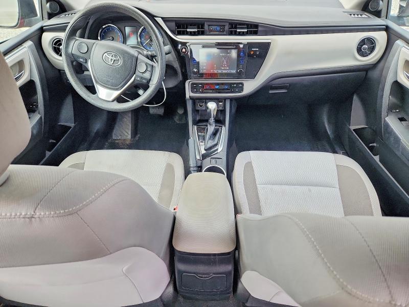 2017 TOYOTA COROLLA LE — Фото 8 из 12