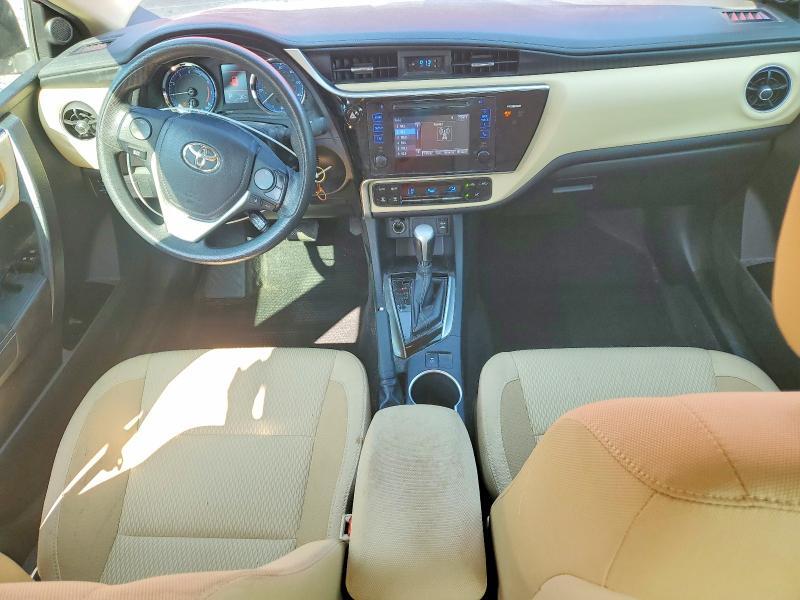 2017 TOYOTA COROLLA LE — Фото 8 из 12