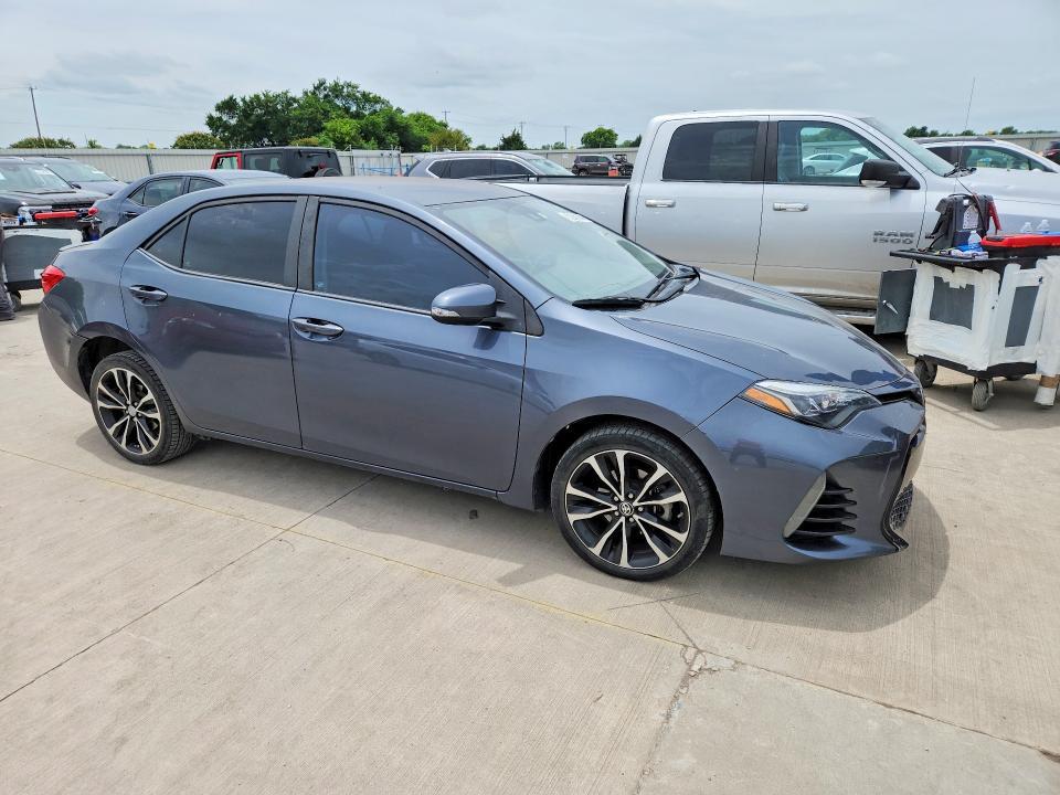 2017 TOYOTA COROLLA SE — Фото 4 из 12