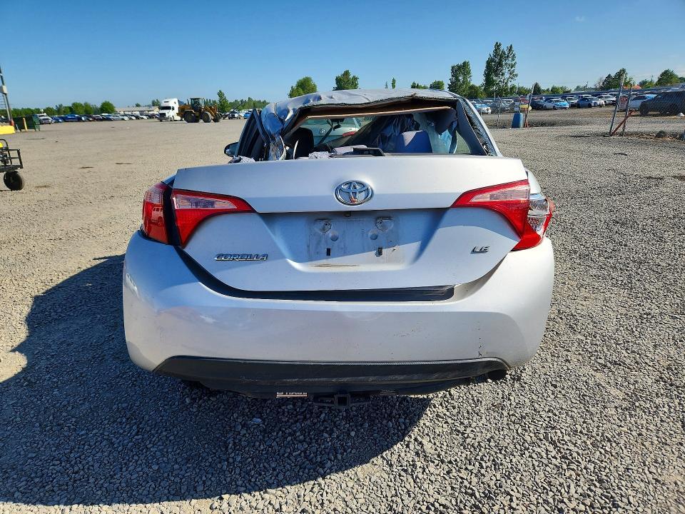 2017 TOYOTA COROLLA LE — Фото 6 из 12