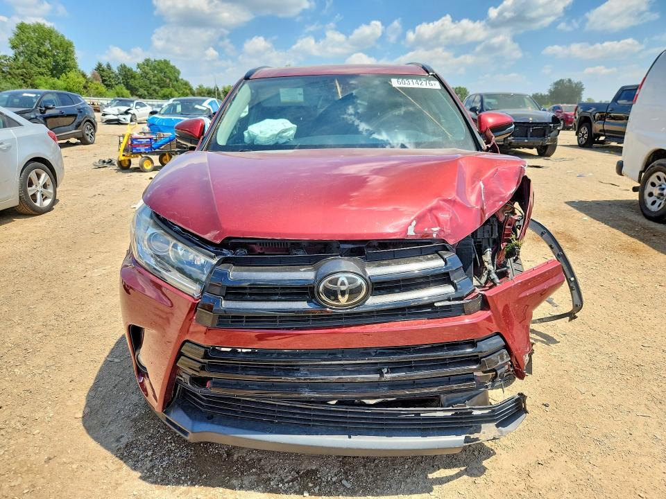 2017 TOYOTA HIGHLANDER SE — Фото 5 из 13