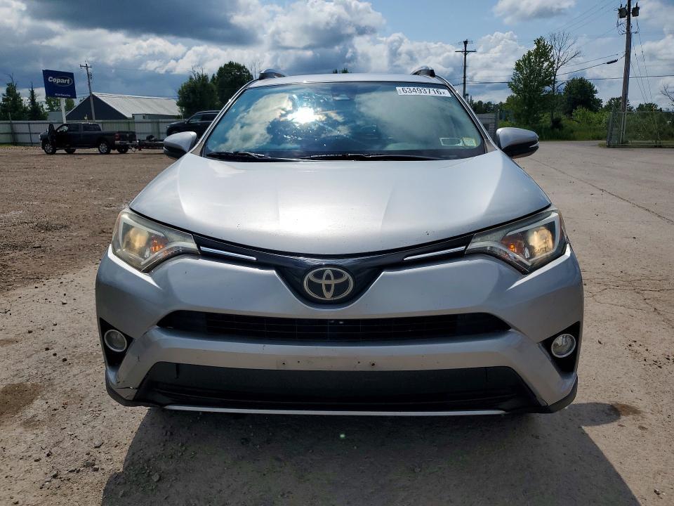 2017 TOYOTA RAV4 XLE — Фото 5 из 14