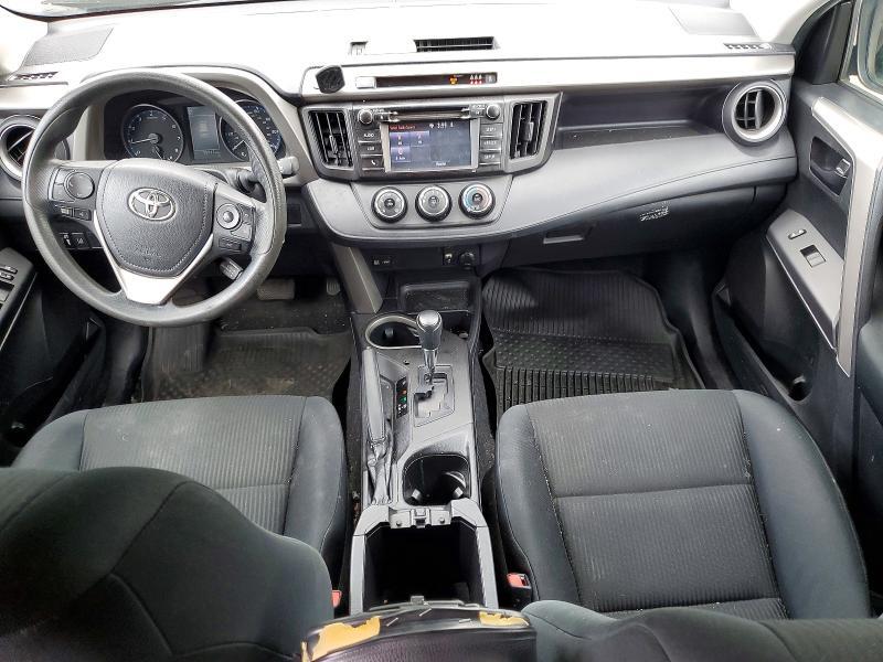 2017 TOYOTA RAV4 LE — Фото 8 из 13