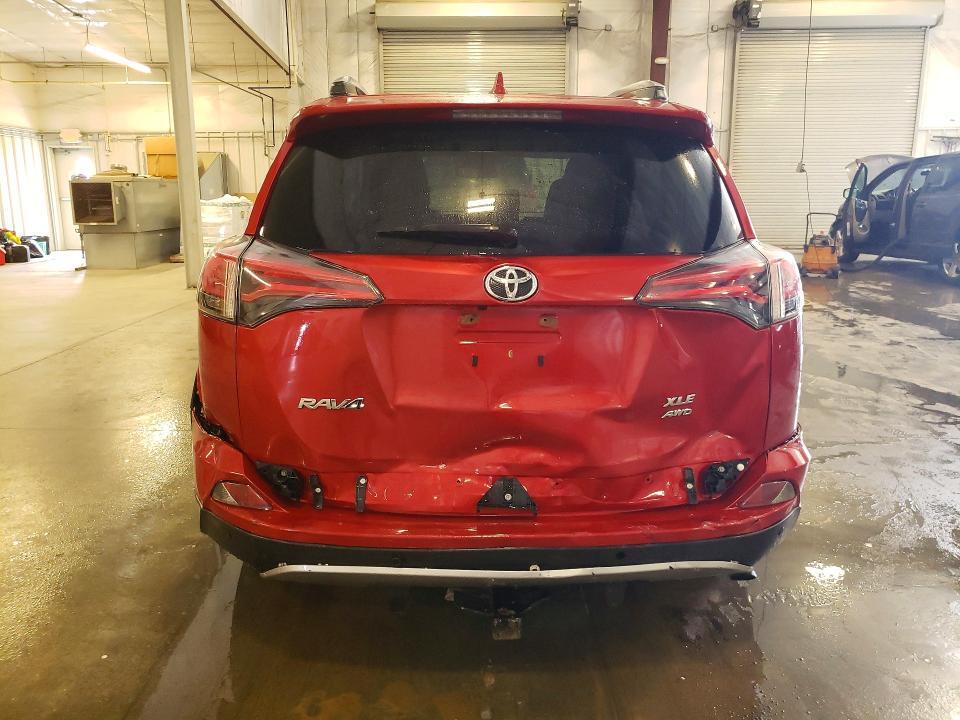 2017 TOYOTA RAV4 XLE — Фото 6 из 13