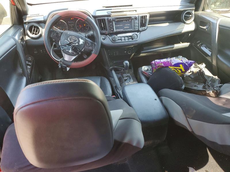 2017 TOYOTA RAV4 SE — Фото 8 из 13