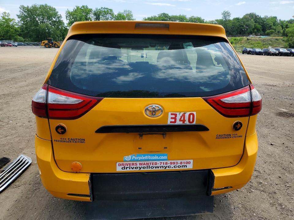 2017 TOYOTA SIENNA L 7-PASSENGER — Фото 6 из 14