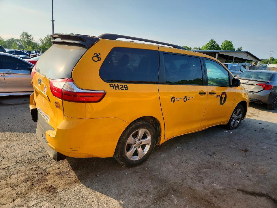 2017 TOYOTA SIENNA LE MOBILITY — Фото 3 из 13