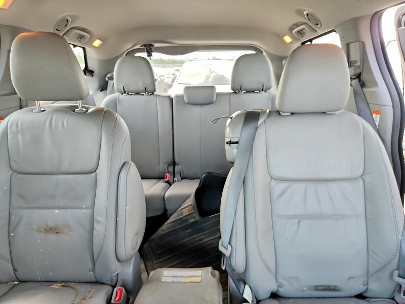 2017 TOYOTA SIENNA XLE 8-PASSENGER — Фото 10 из 14