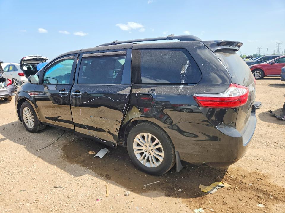 2017 TOYOTA SIENNA XLE 8-PASSENGER — Фото 2 из 14