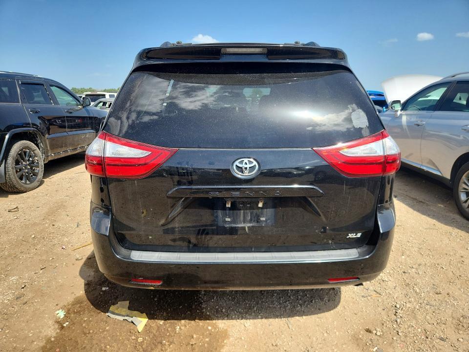 2017 TOYOTA SIENNA XLE 8-PASSENGER — Фото 6 из 14