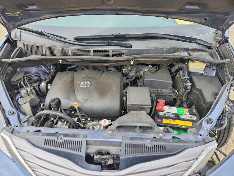 5TDYZ3DC4HS799398 2017 TOYOTA SIENNA photo no. 12