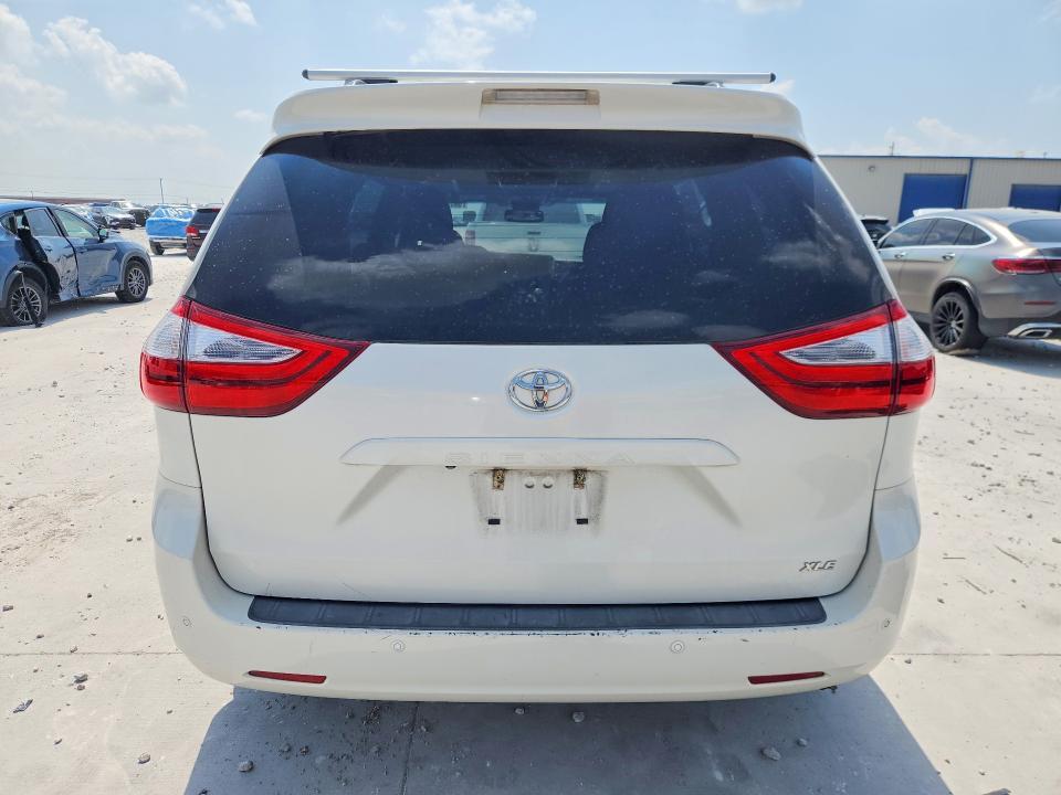 2017 TOYOTA SIENNA XLE 8-PASSENGER — Фото 6 из 13