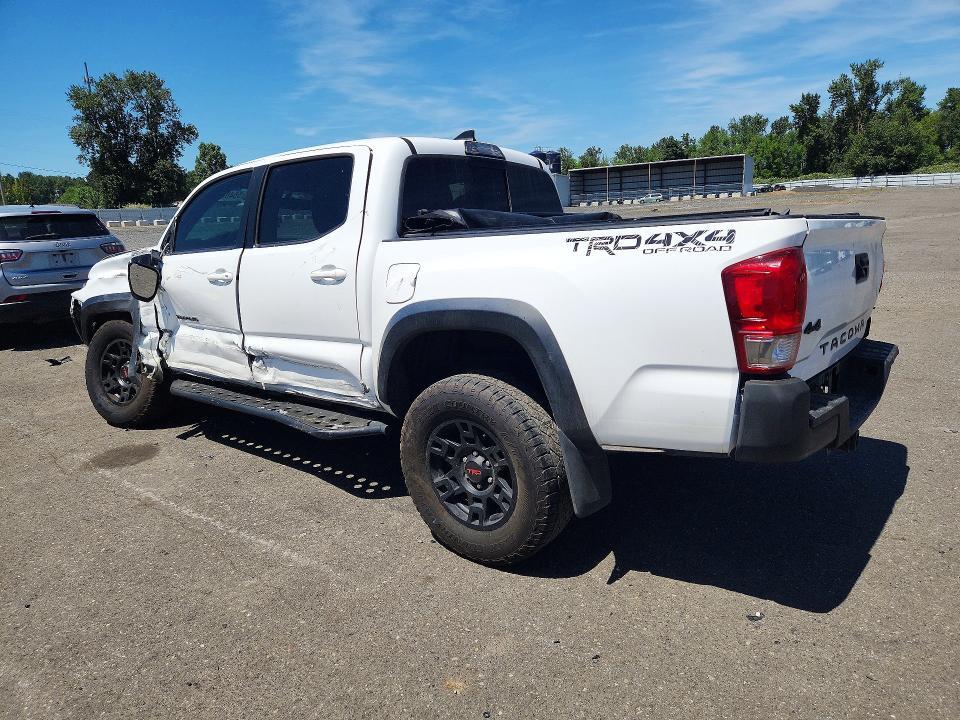 2017 TOYOTA TACOMA TRD OFF-ROAD — Фото 2 из 12