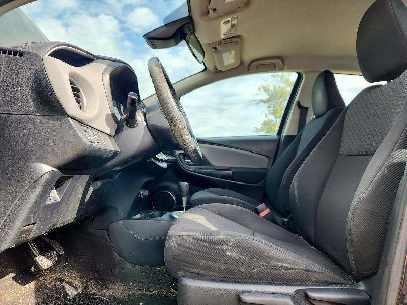 2017 TOYOTA YARIS 5-DOOR LE — Фото 7 из 12