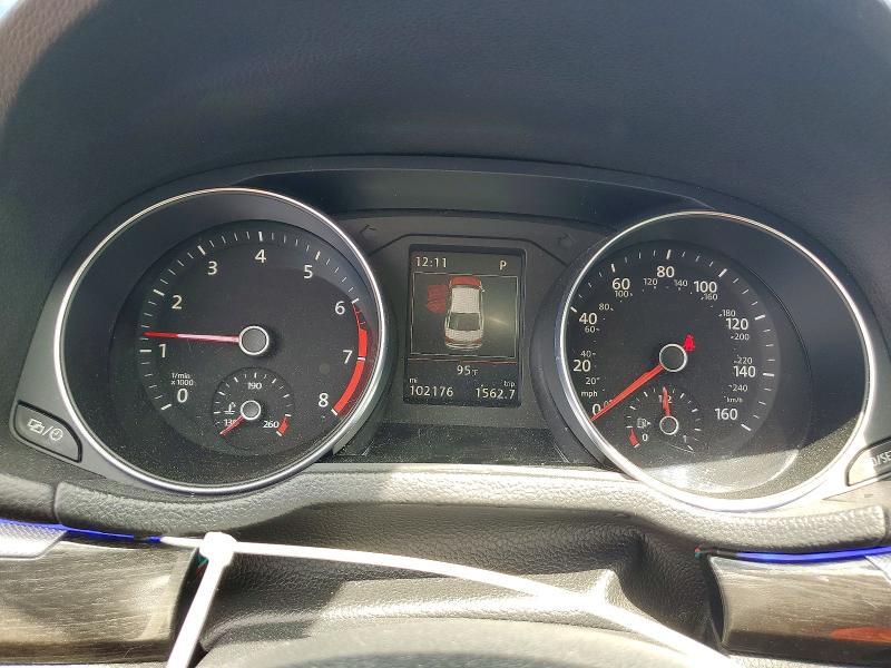 2017 VOLKSWAGEN PASSAT SEL PREMIUM — Фото 9 из 12