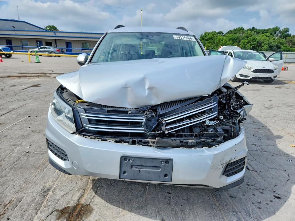 2017 VOLKSWAGEN TIGUAN 2.0T/2.0T S — Фото 5 из 13