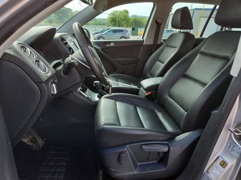2017 VOLKSWAGEN TIGUAN 2.0T/2.0T S — Фото 7 из 13