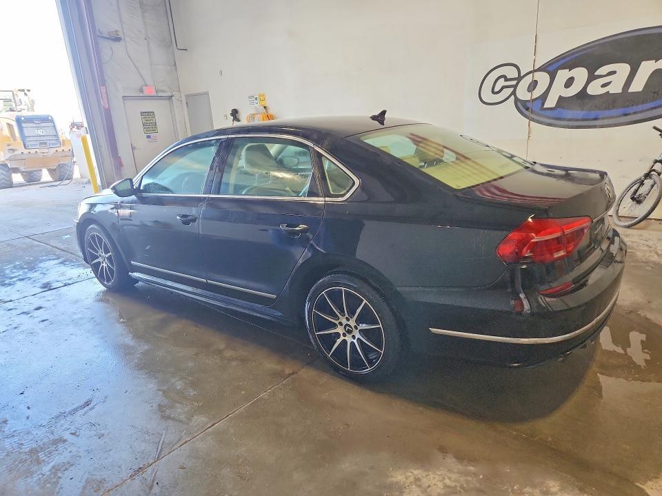 2017 VOLKSWAGEN PASSAT R-LINE — Фото 2 из 12