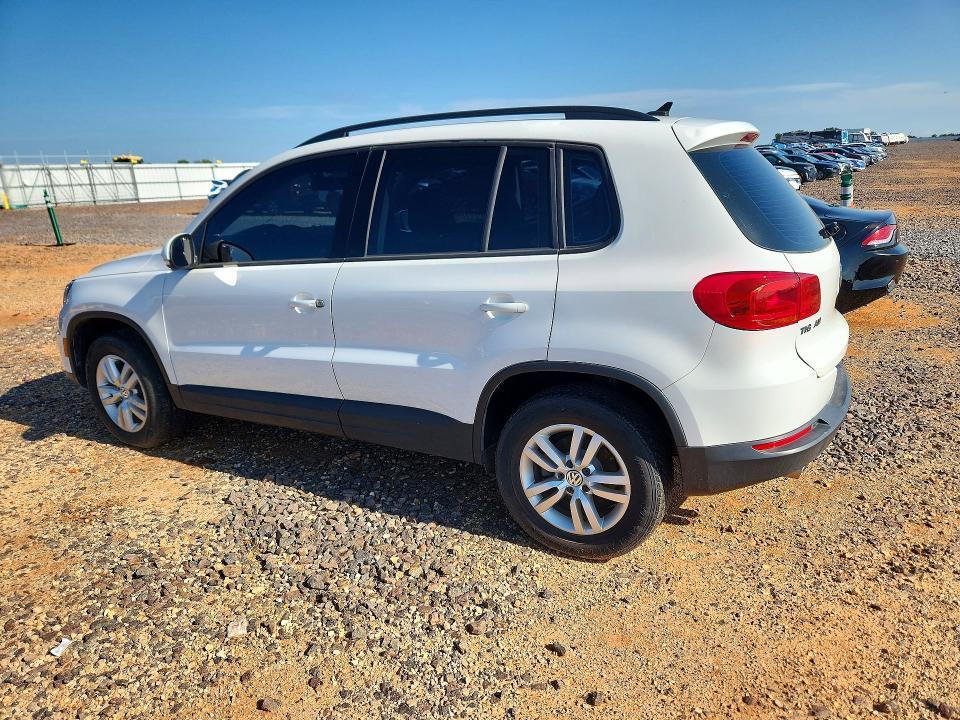 2017 VOLKSWAGEN TIGUAN S — Фото 2 из 14