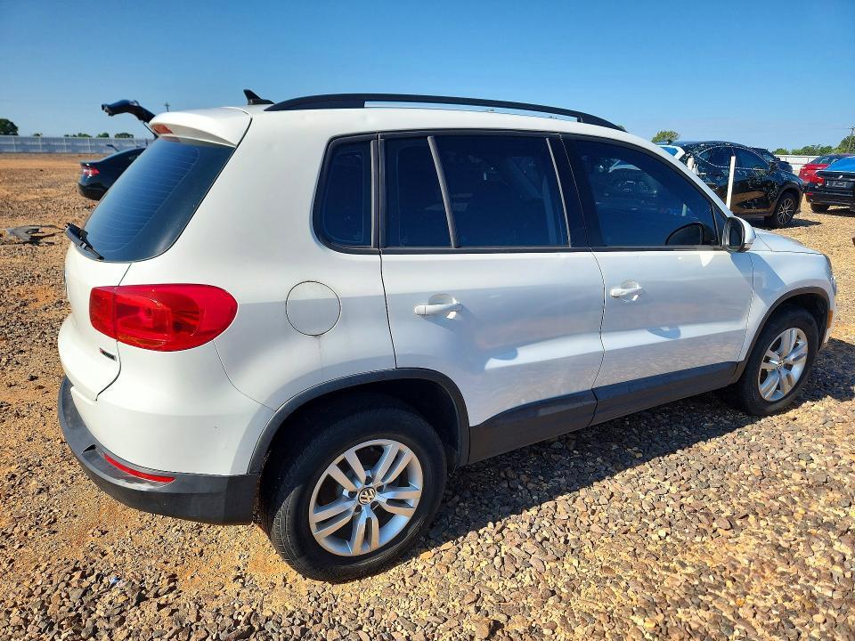 2017 VOLKSWAGEN TIGUAN S — Фото 3 из 14