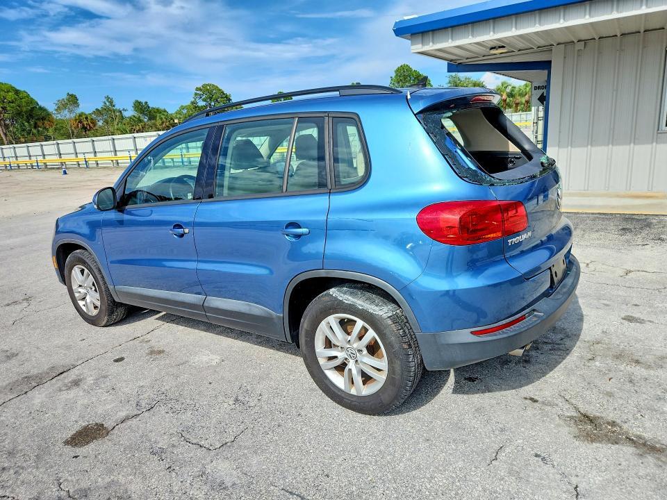2017 VOLKSWAGEN TIGUAN S — Фото 2 из 13