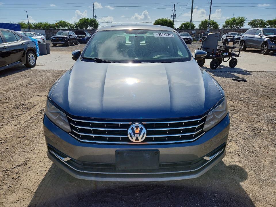 1VWBT7A36HC078887 2017 VOLKSWAGEN PASSAT photo no. 5