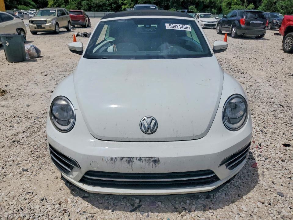 2017 VOLKSWAGEN BEETLE S/SE — Фото 5 из 12