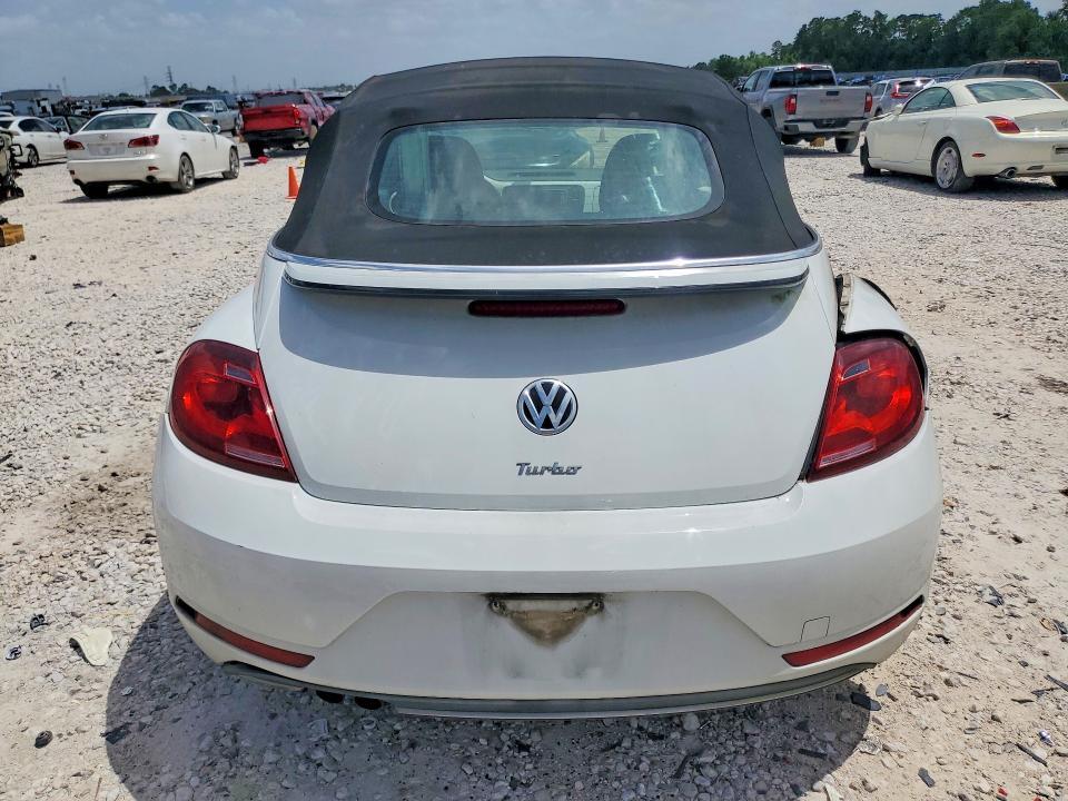 2017 VOLKSWAGEN BEETLE S/SE — Фото 6 из 12
