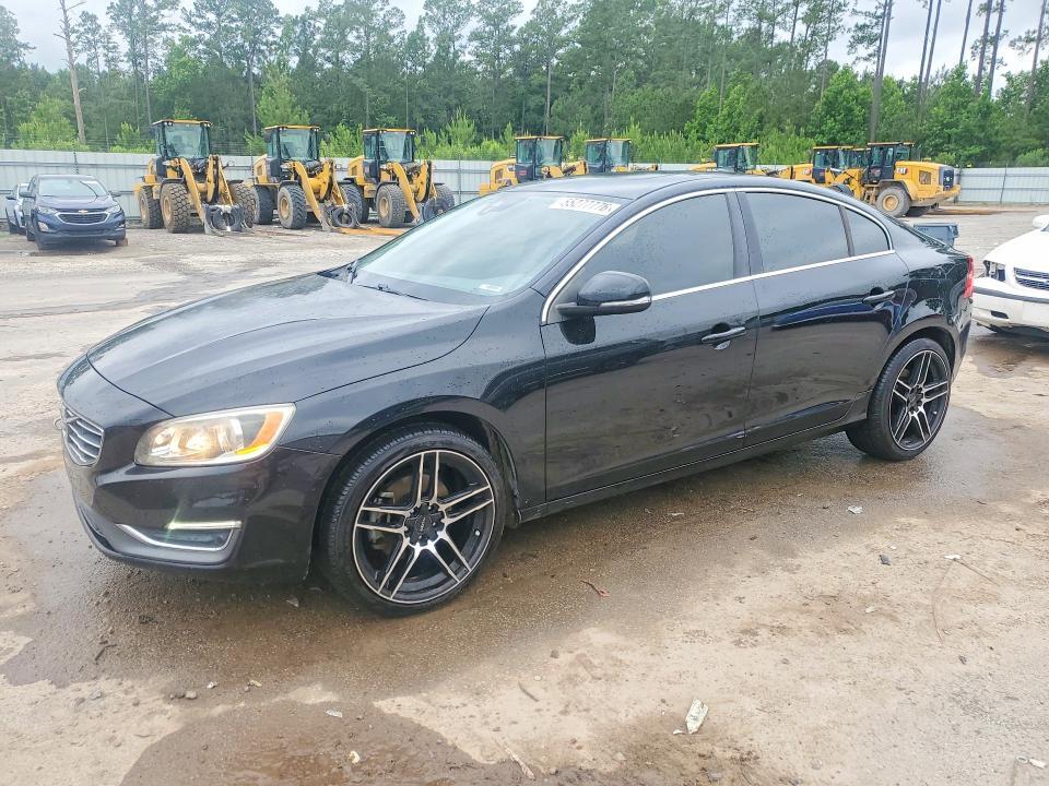 2017 VOLVO S60