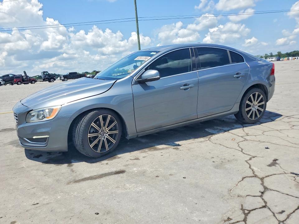 2017 VOLVO S60