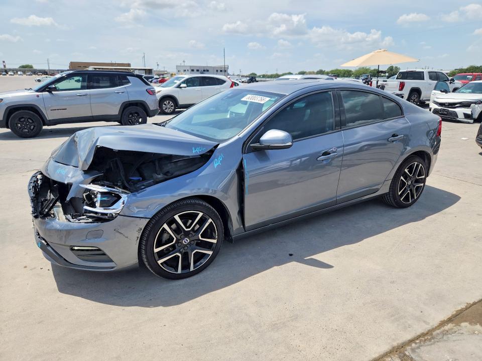 2017 VOLVO S60