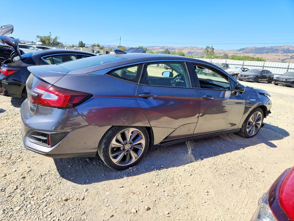 JHMZC5F12JC023841 2018 HONDA CLARITY photo no. 3